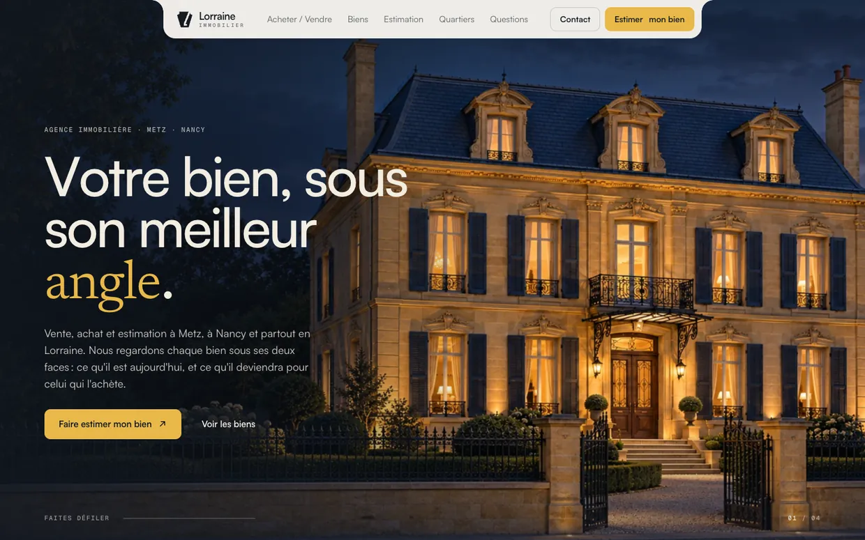 Lorraine Immobilier, accueil : une maison de maître au crépuscule et « Votre bien, sous son meilleur angle. »